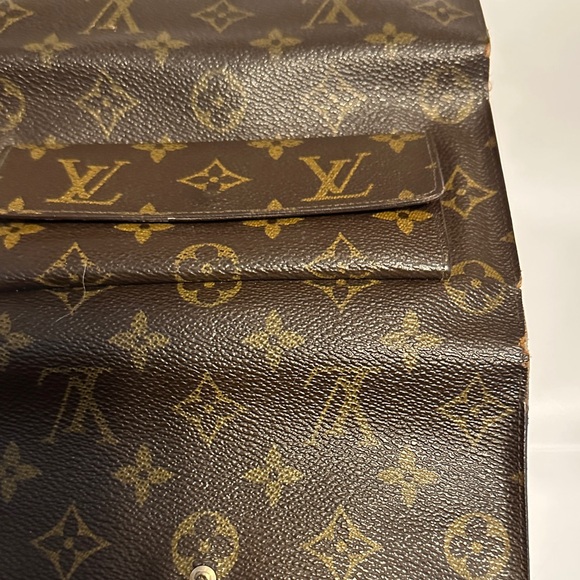 Louis Vuitton Brown and Tan Monogram Wallet - Picture 7 of 10